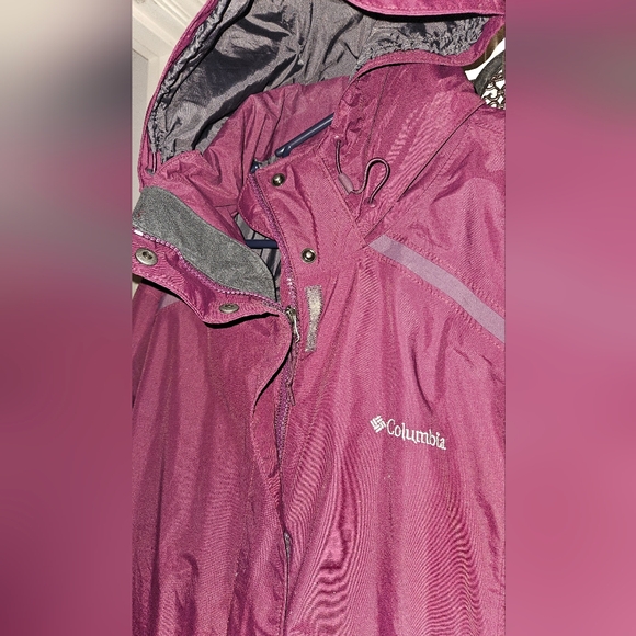 Columbia Jacket - Picture 4 of 8